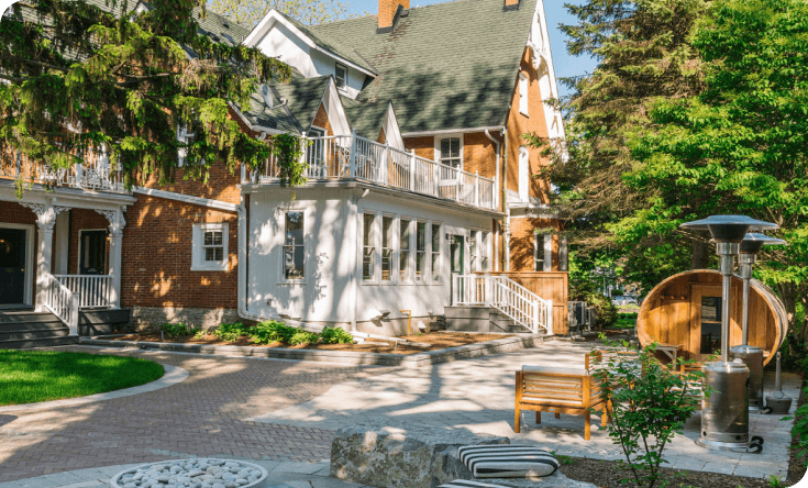 Merrill House hotel in Ontario Canada - Case Study 430% ROI